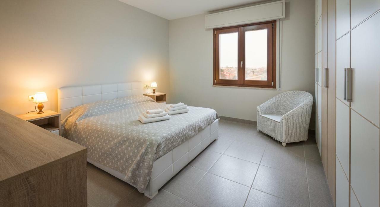 Poetto Beach Apartamento Quartu SantʼElena Exterior foto